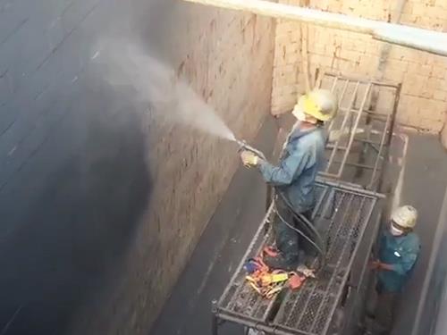 聚脲喷涂施工